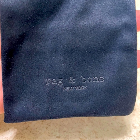 BNWT SET OF 5 RAG & BONE LOGO BLACK SILKY FABRIC DRAWSTRING EYEGLASS POUCHES - Picture 2 of 2